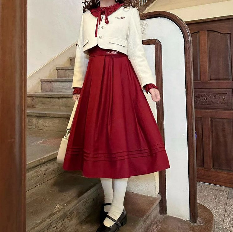 Weiße Tweedjacke mit Blumenstickerei