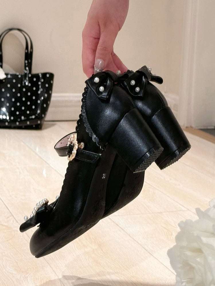 Janes und runde Lolita-Schuhe mit schwarzer Spitze und Perlendetails und Strassverzierung, Mary-Schleife