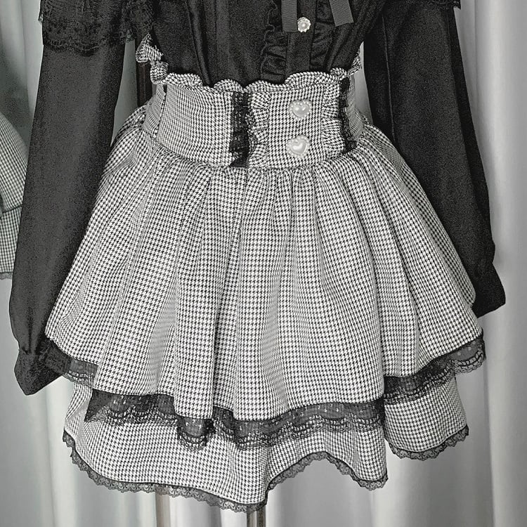 Skirt Tiered Jirai Details Kei Outfit- BlackWhite Plaid + Red Pleating Shirt