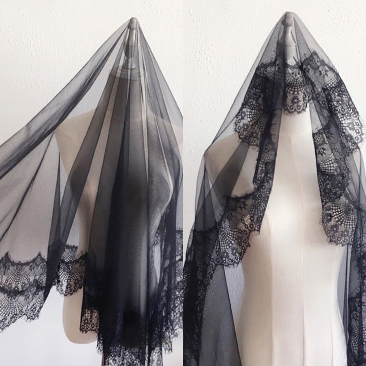 Veil with Hollow-out Lolita Trim Tulle Black/White Lace