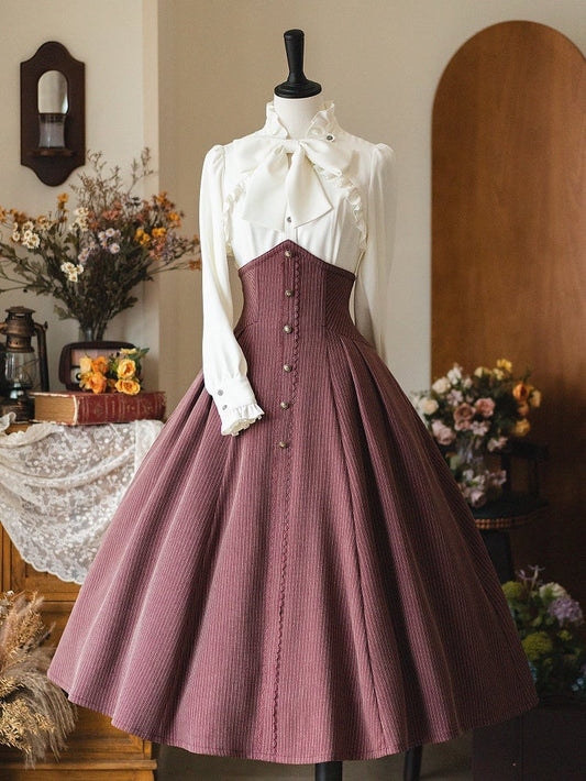 赤いエレガントな骨太コルセットベルト、ハイウエストの歴史的な雰囲気のヴィンテージロリータスカート