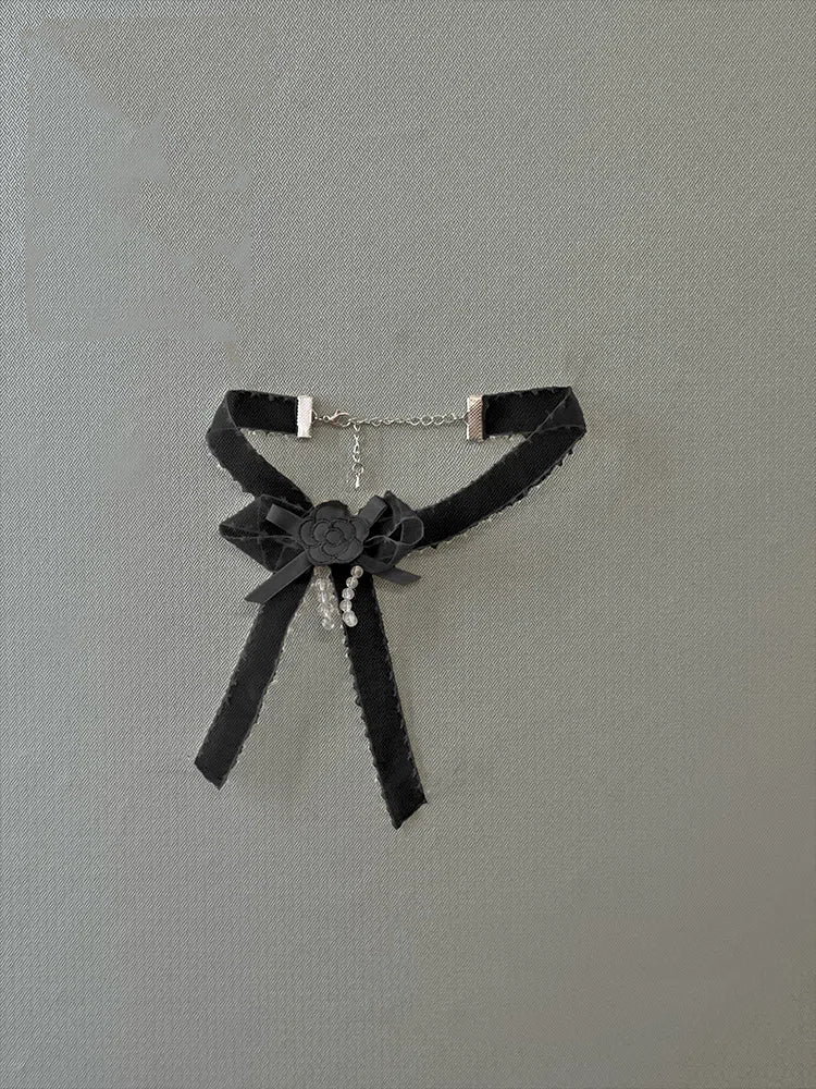 Red Blue Choker Beige Black / Purple