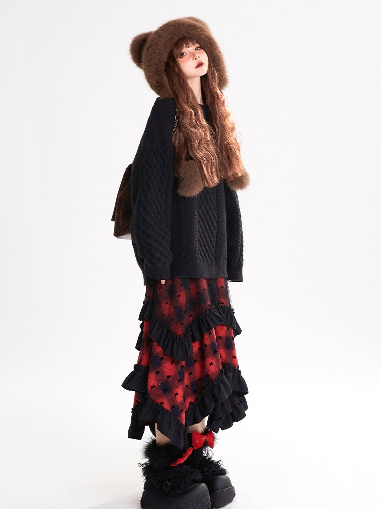 Black Round Neck Loose Sweater