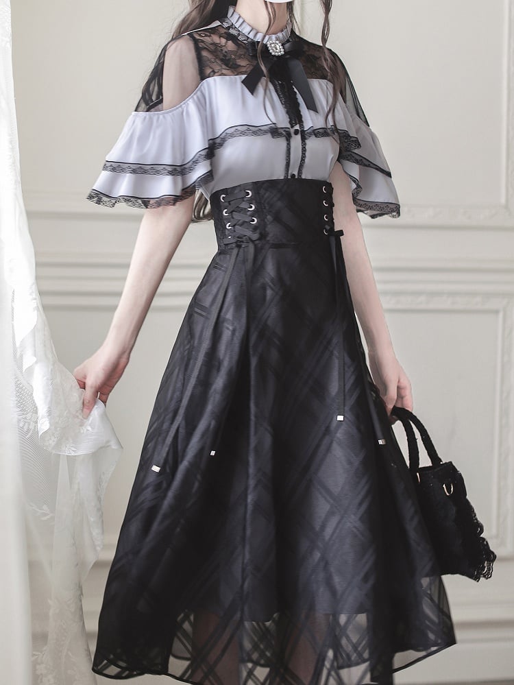 with Contrast Trim Jirai Kei Black Illusion Neckline and Purple Lace Cape Design Top