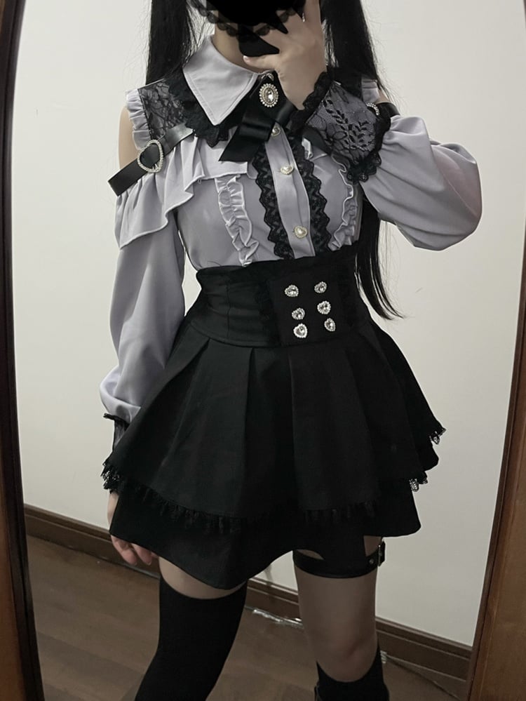 ダスティブルーのスウィートハートボタン留めジライケイトップス(蝶ネクタイ付き)