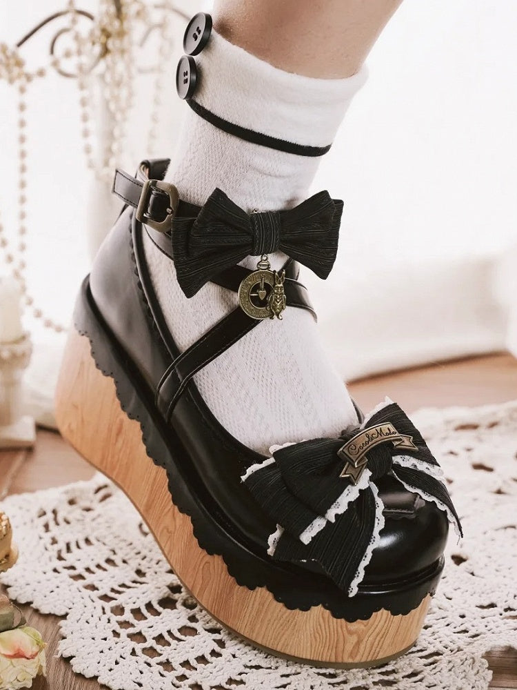 Sweet Toe Bow Charm Uhr - Schwarze runde Lolita Plateau-Akzente