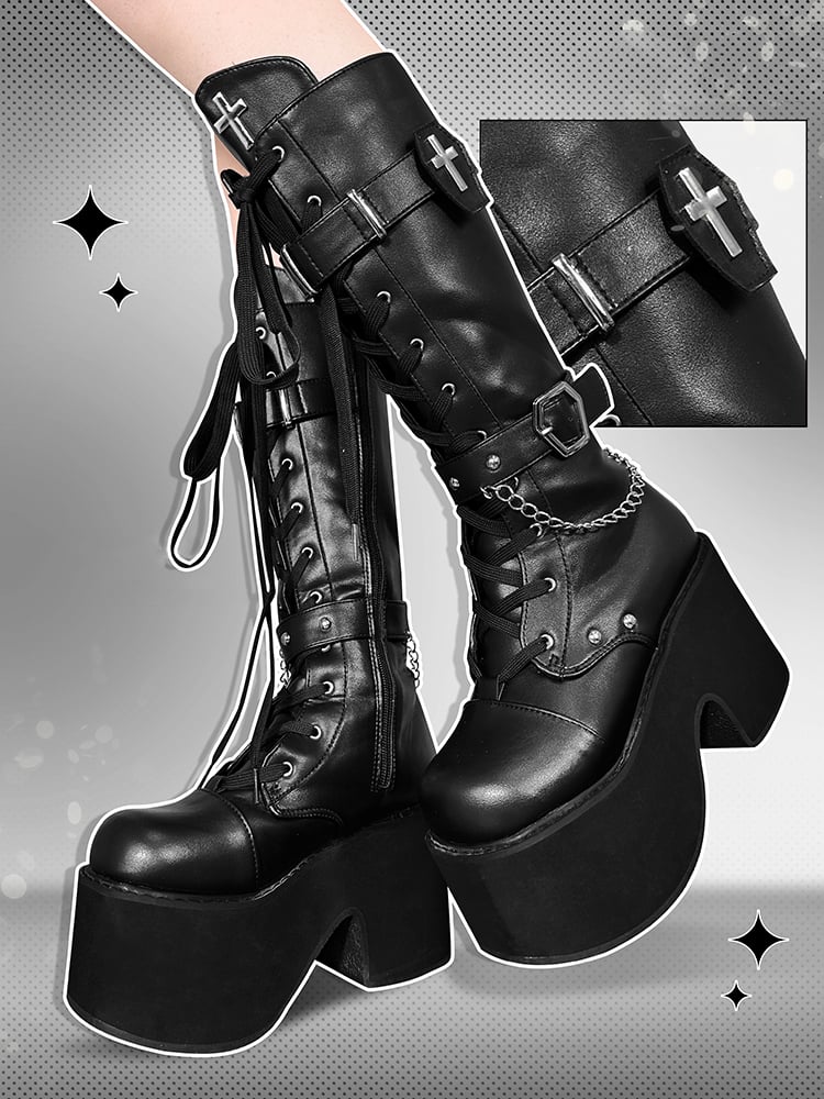 Schwarze Gothic Lolita Plateaustiefel mit Sargschnallenriemen und Kreuzverzierung