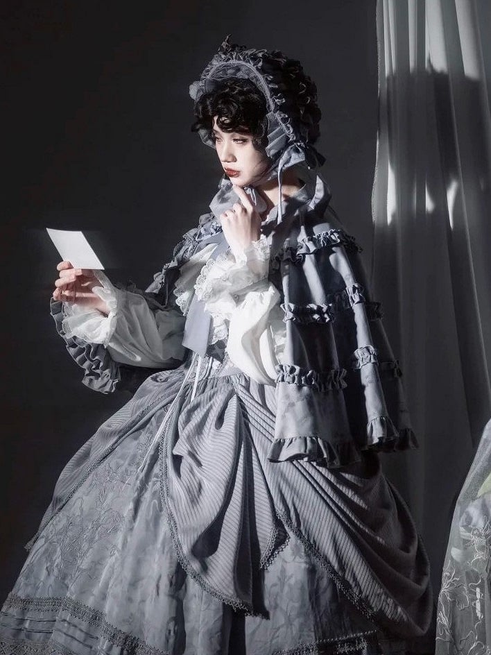 Cape Collar Lolita with Gray Trims Banded Ruffled