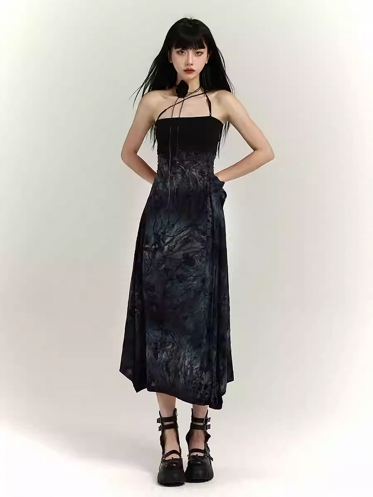 Robe caraco ajustée noire tie-dye