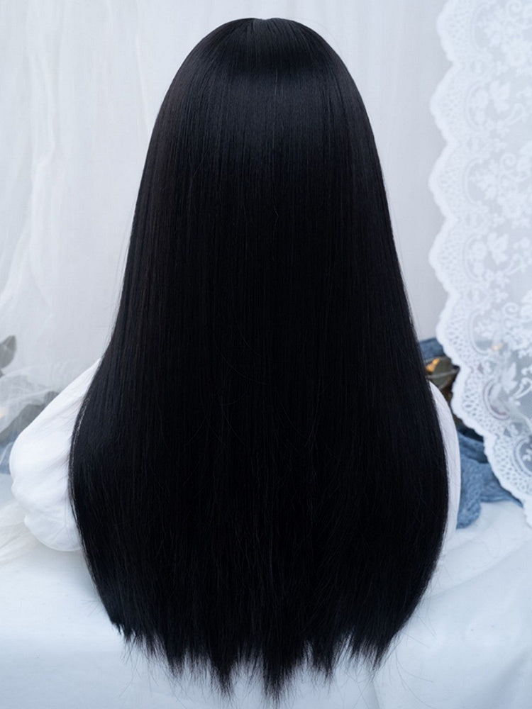 Perruque noire lisse de 65 cm, longueur sous la poitrine, avec frange argentée
