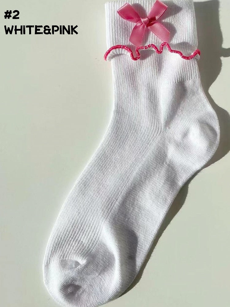 Ruffled Contrast Trim Lolita Ankle Socks