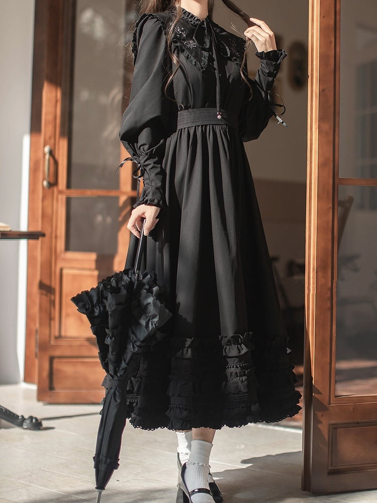 Blumenkragen, Vintage-Manschetten, Kleid mit Schnürärmeln, Hammelkeule mit schwarzer Stickerei
