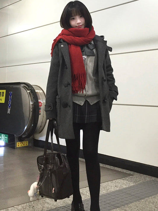 ユニフォームレッド/ホワイトタッセルスカーフニットJKの詳細