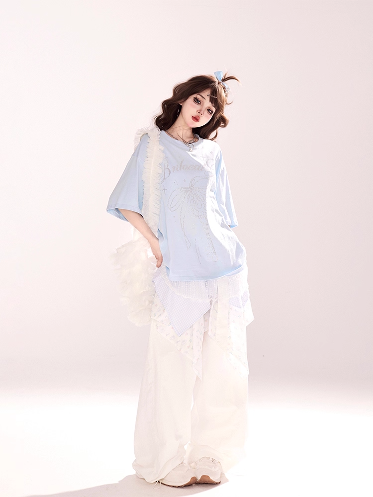 Loose Round Bowknot and Key Rhinestones Lace Trim Blue Neck T-shirt