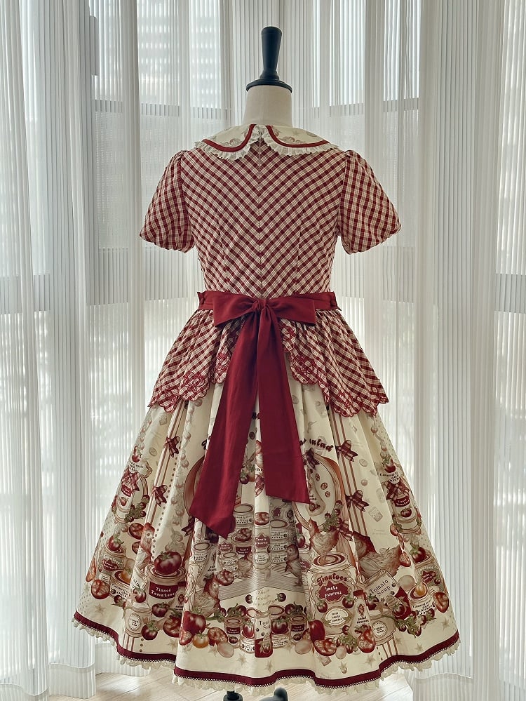 Rotes Country Lolita-Kurzkleid mit karierten Ärmeln und Muster und Aufdruck „Dosentomatoes“