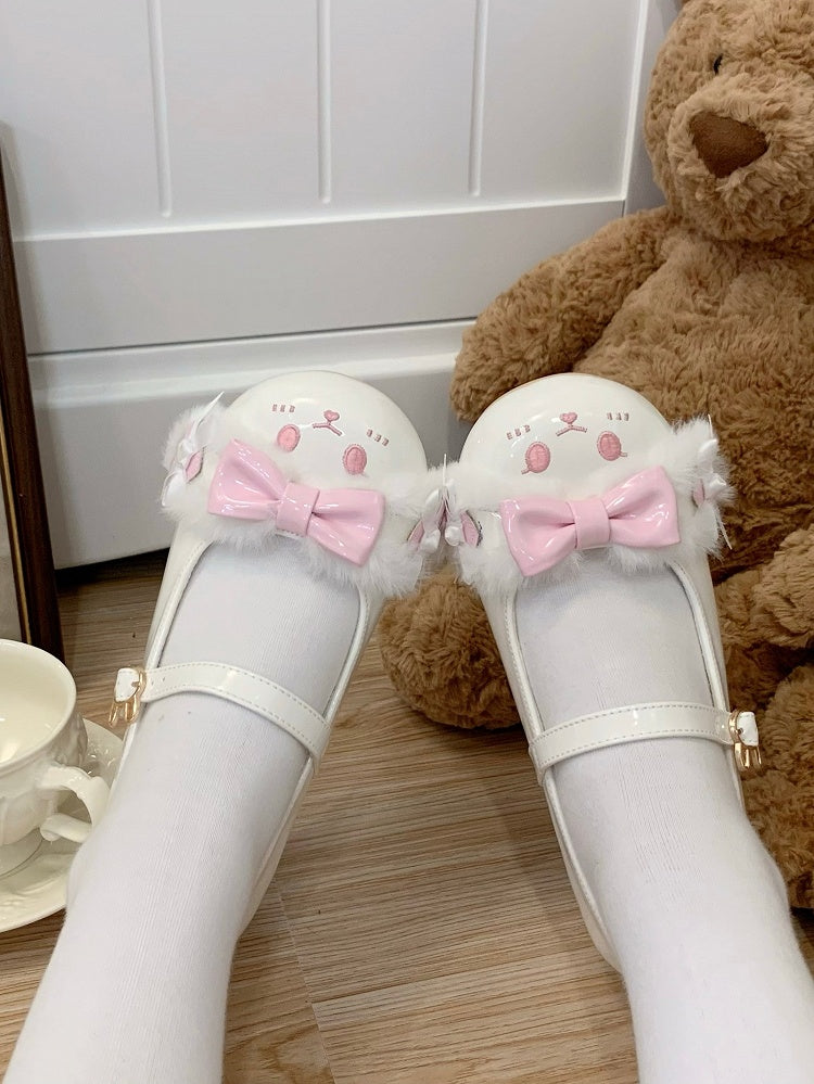 Lolita-Zehenriemen mit Schleife und Ohr, süße runde Hasenschuhe aus Plüsch, weiß-rosa Schnallendetails