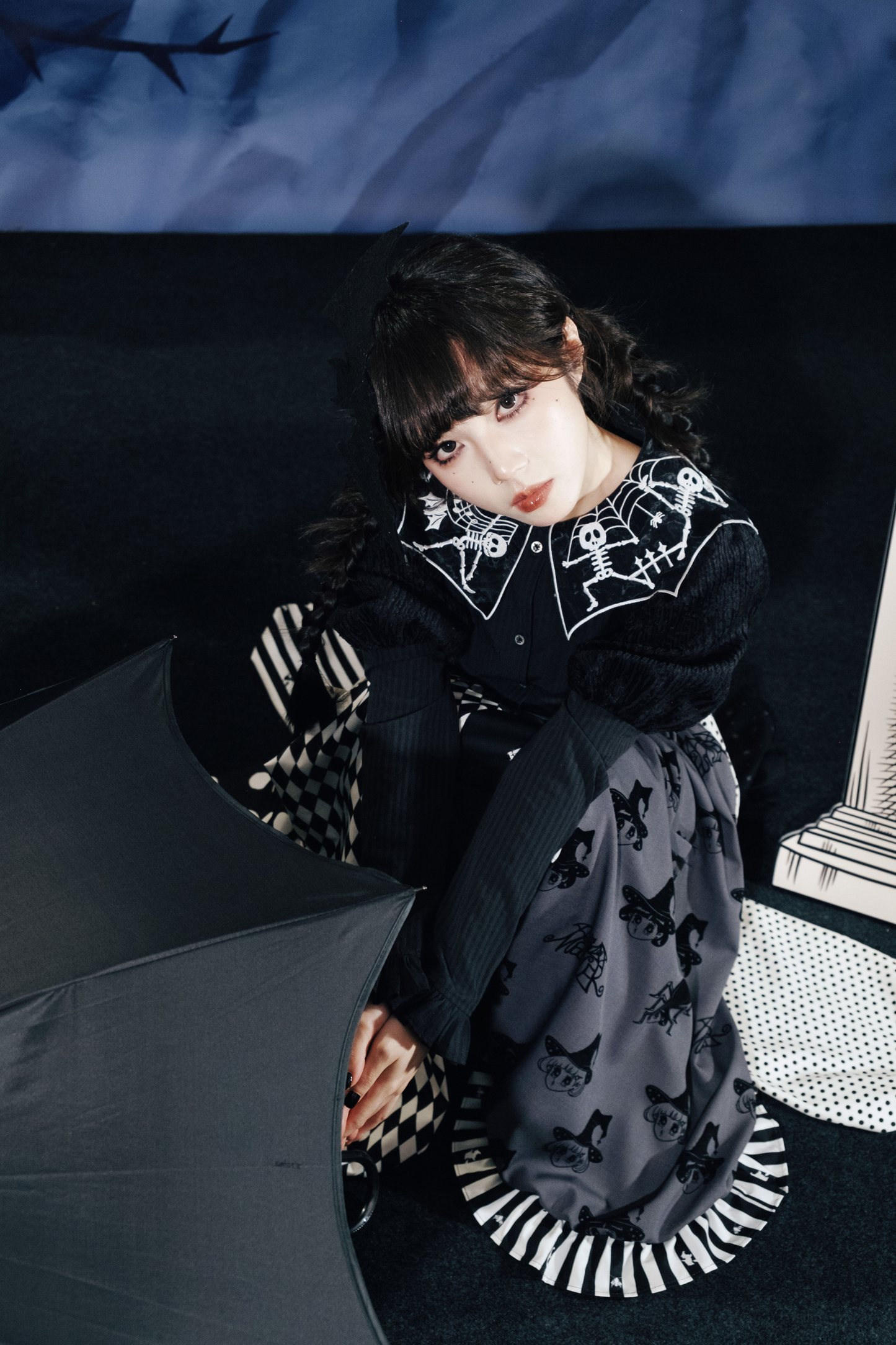 Top Cropped Sleeve Spider Collar Puff