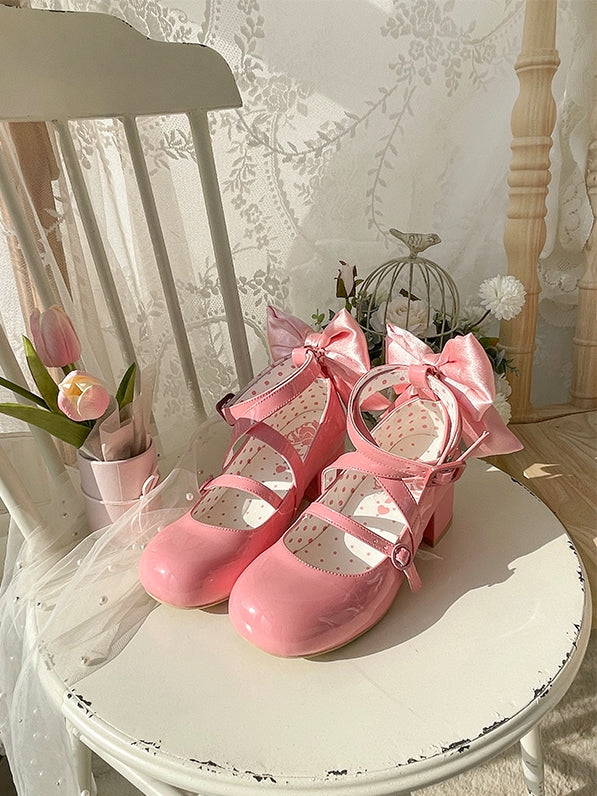 PU - Akzent Süßes Schleifendesign Tiefer Kreuz- und Mittelabsatz Lolita Pink Schuhe