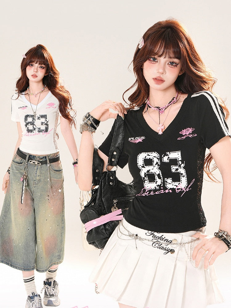 Slim-Fit T-Shirt Print Blokette V-Ausschnitt Core Weiß/Schwarz Nummer