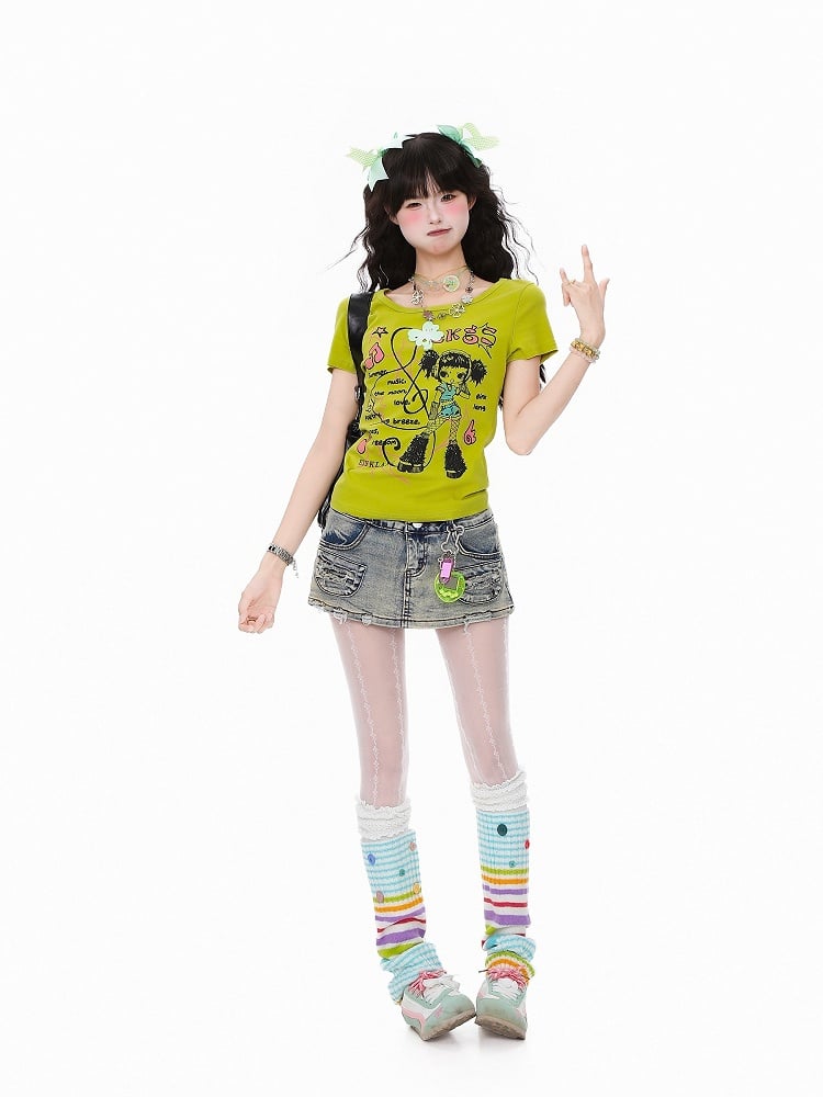 Green Fitted T-Shirt with Cartoon Girl