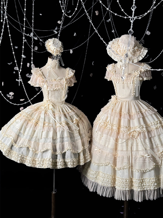 Plissee-Details, klassische Rüschenbesätze, Lolita-Kleid und elegantes Beige