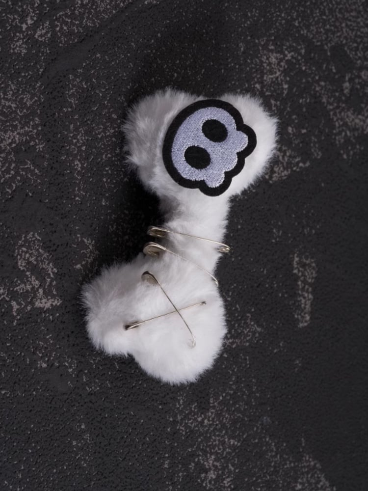 Skeleton Applique Details Pin White Plush Hairclip Bone Gothic