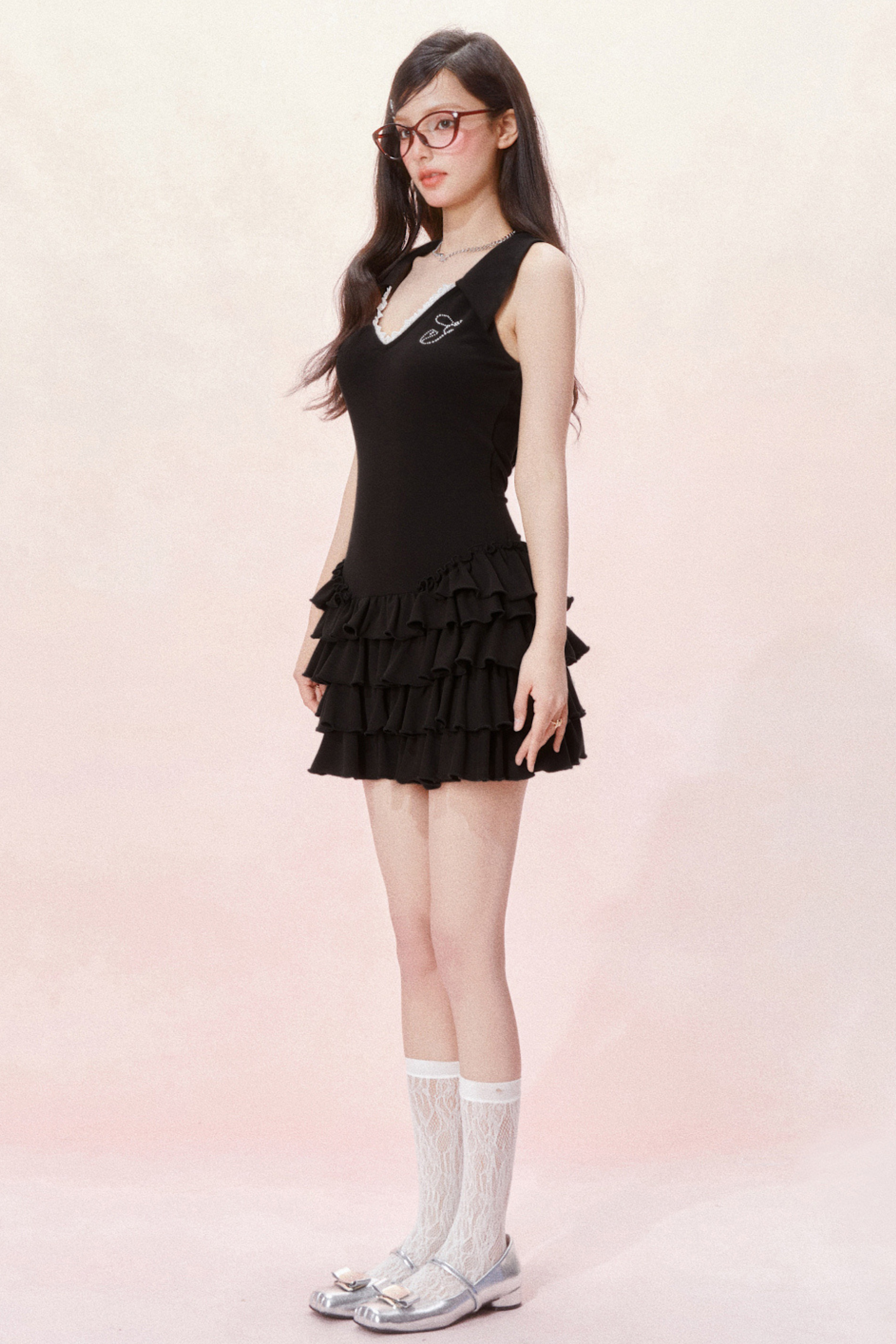Slim Cake Dress Fit Sleeveless Chic Ruffle V-Neck