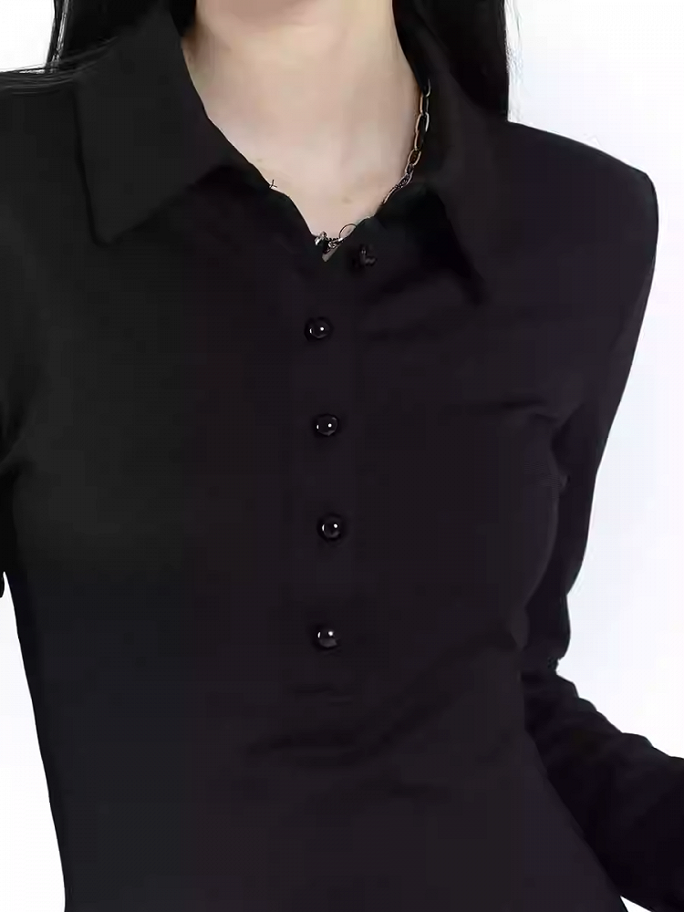 Robe chemise noire ajustée