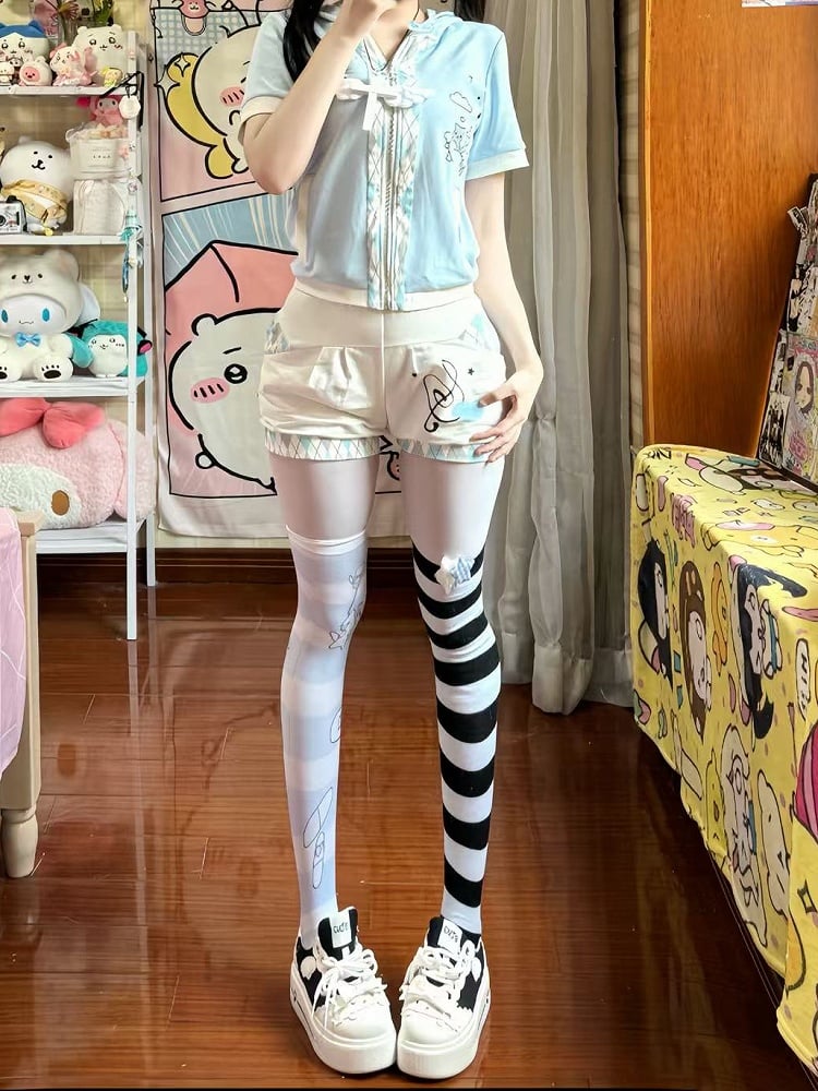 White Pattern Note Miusic Shorts Print Diamond