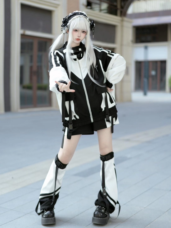 Style and Landmine Shorts White Black Design Techwear Colorblock