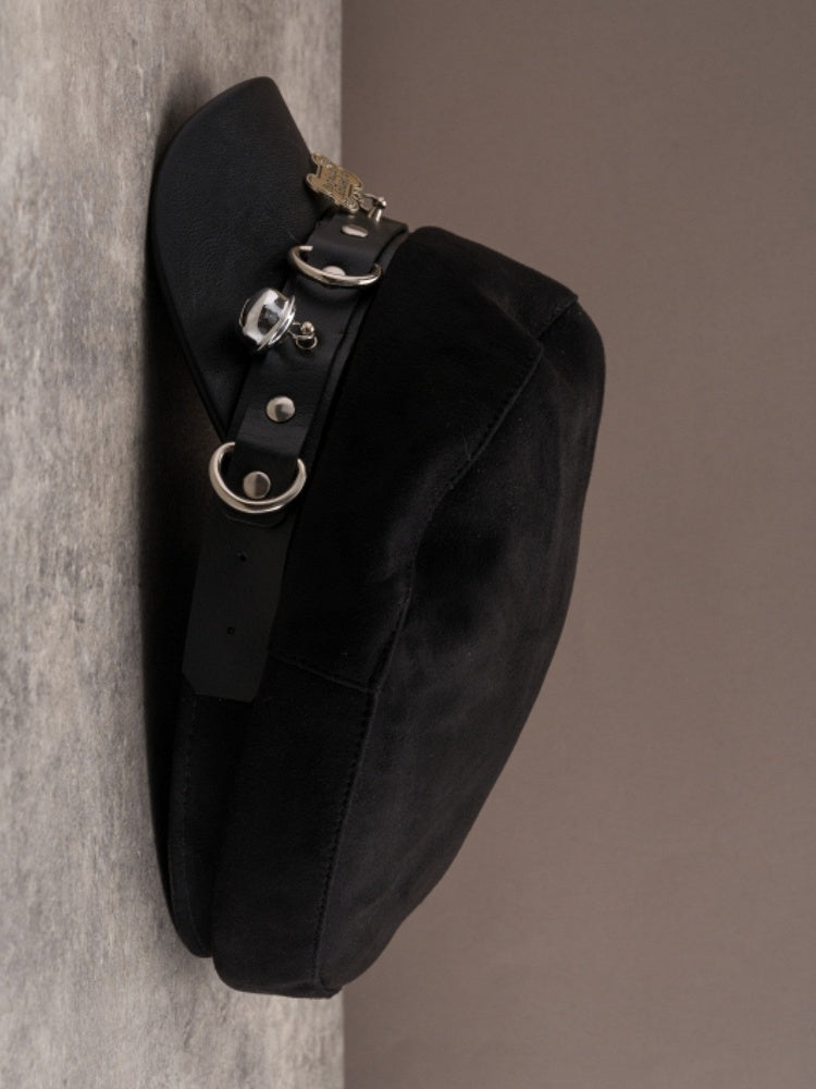Nieten Kreuz Baskenmütze und Knochen Hut Schwarz Gothic Details Charme