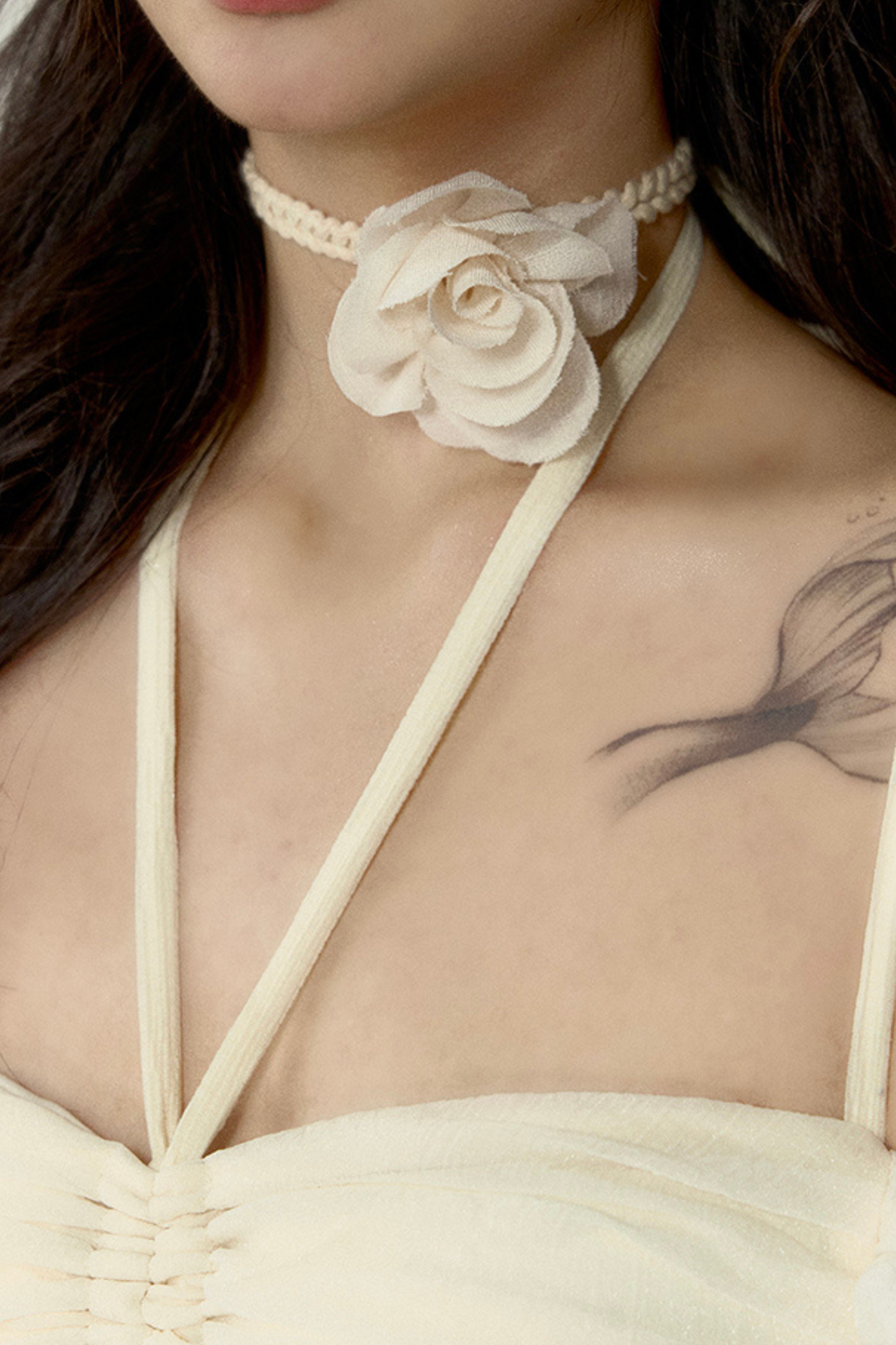 Wind Neck French + Seaside Kleid Neckholder Blume