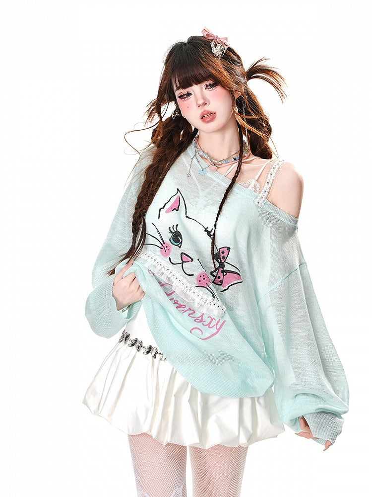 Sonnenschutz-Top mit asymmetrischem Ausschnitt und Kitty-Print, Weiß/Blau, halbtransparent