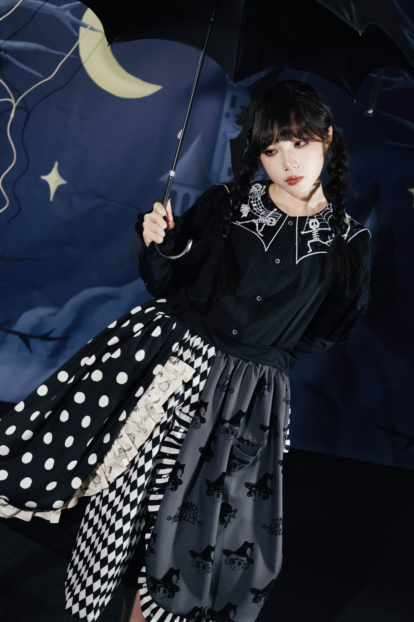 Top Cropped Sleeve Spider Collar Puff