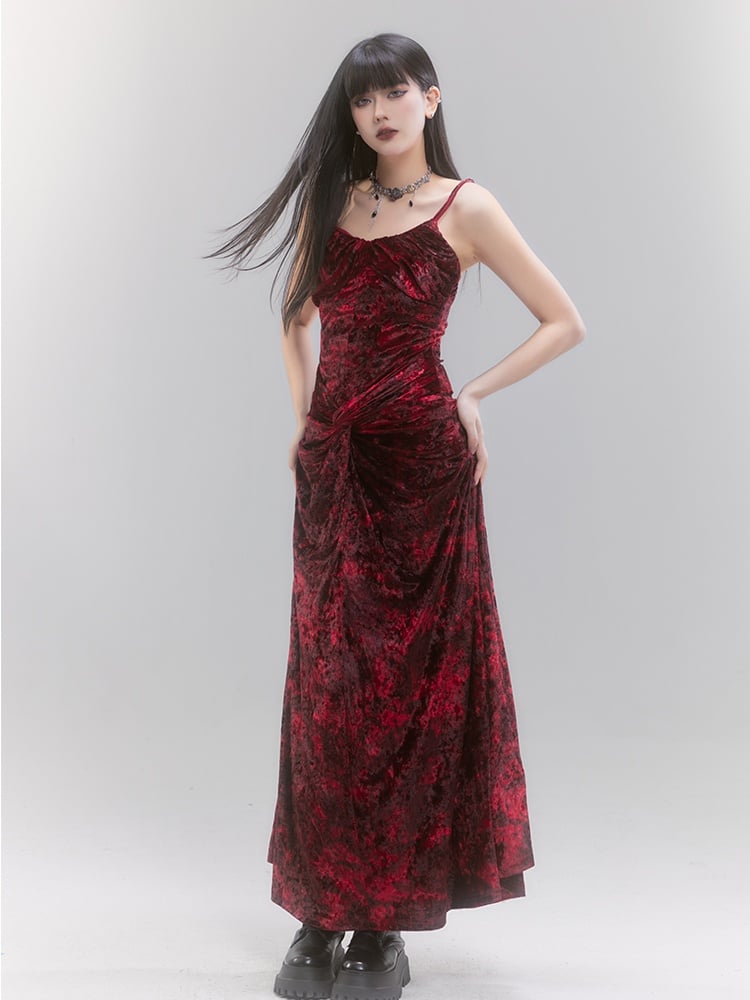 レッドベルベットのツイストディテールタイダイスパゲッティストラップドレス
