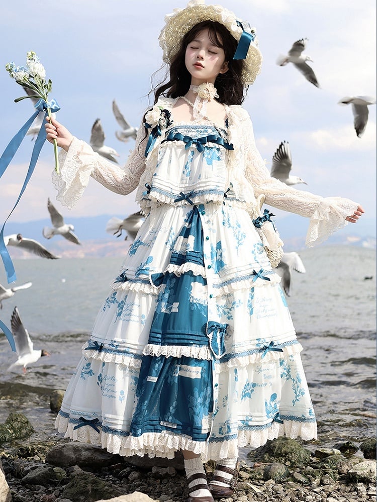 ベージュのカーディガン ロングレーススリーブ