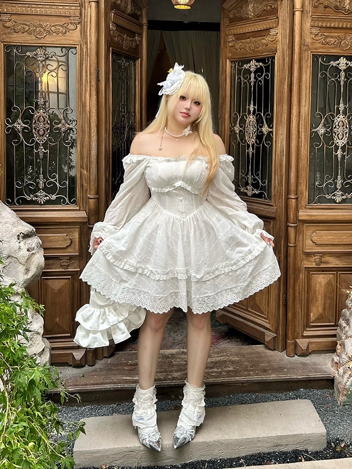 with Floral White Basque Waist Dress and Trim Lace Decoration Plus Neckline Size