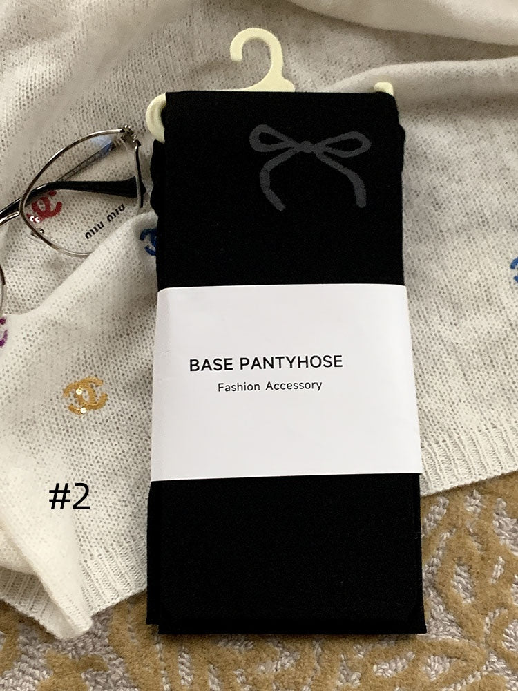 Strumpfhose mit Schleifenmuster