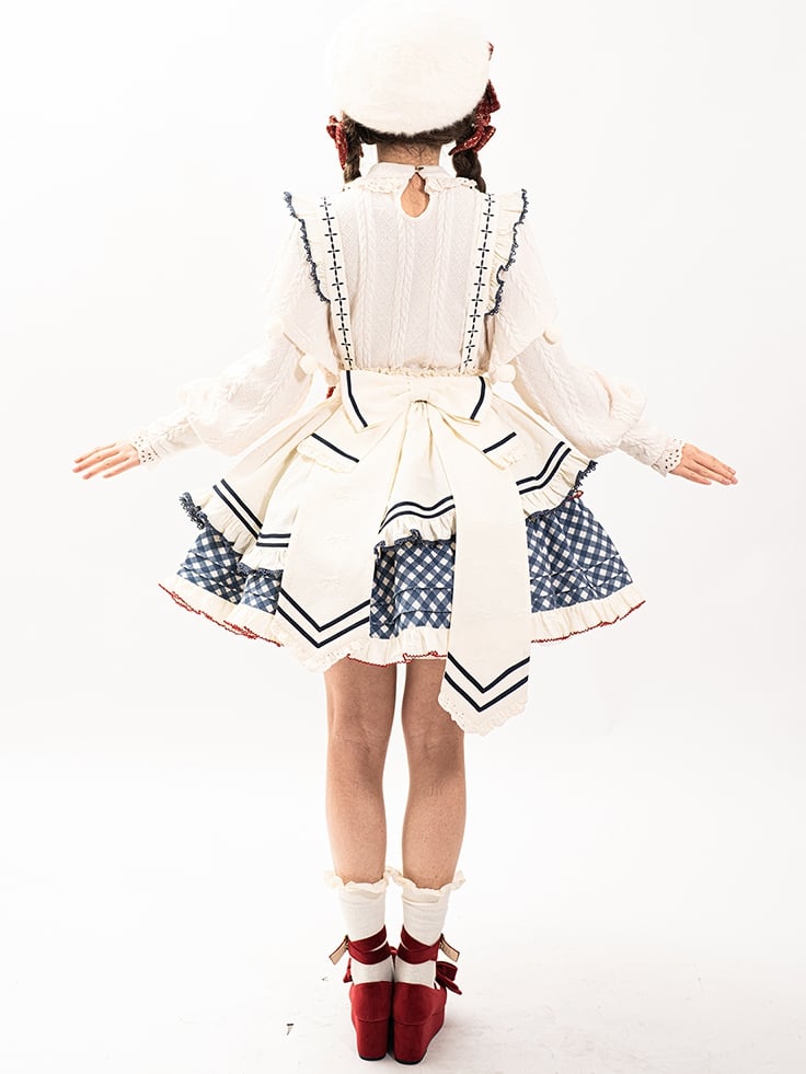Weißes langärmeliges Strickoberteil, Schürze, blauer Rock mit Karomuster, süßes Lolita-Komplettset