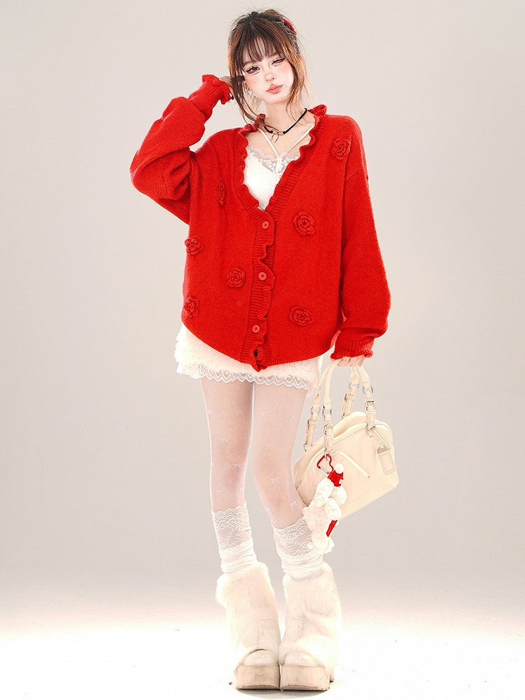 Lockere Strickjacke mit V-Ausschnitt und Blumenverzierungen in Rot/Grau