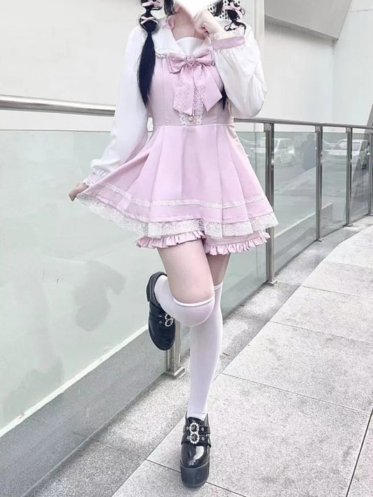 Kleid mit Hasenohren, Matrosenkragen, Shorts mit Rüschenbesatz, Fliege