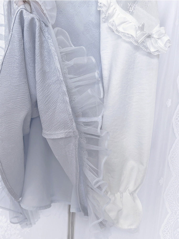 Robe Jirai Kei bleu clair à manches longues et bordures en dentelle style mines terrestres