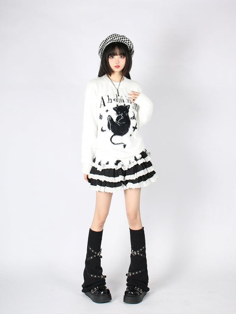 Cozy Kitten Furry Sweater - Perfect for Fall and Winter Black/White