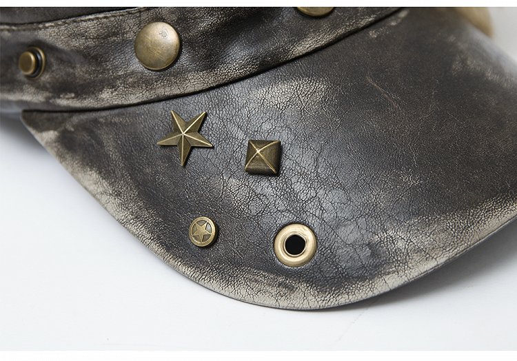 Dunkelrotbrauner Punkhut mit Nietendetails