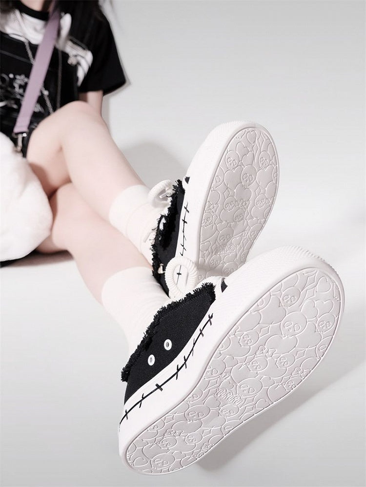 Sneakers Cute Black Ghost Platform Canvas und Weiß
