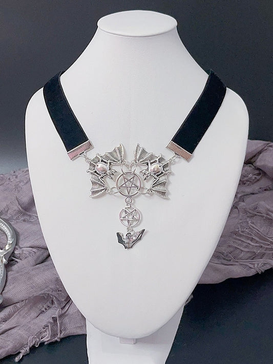 Y2K Pendant Bat Punk And BlackSilver Choker Star
