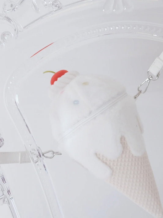 ゆめかわいいホワイトアイスクリーム型ぬいぐるみクロスボディバッグ