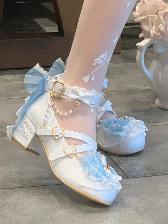 Lolita Schuhe mit verzierter heller Spitze, blauer Besatz, Schleife, süß am oberen Design, Perlen, kreuz und quer
