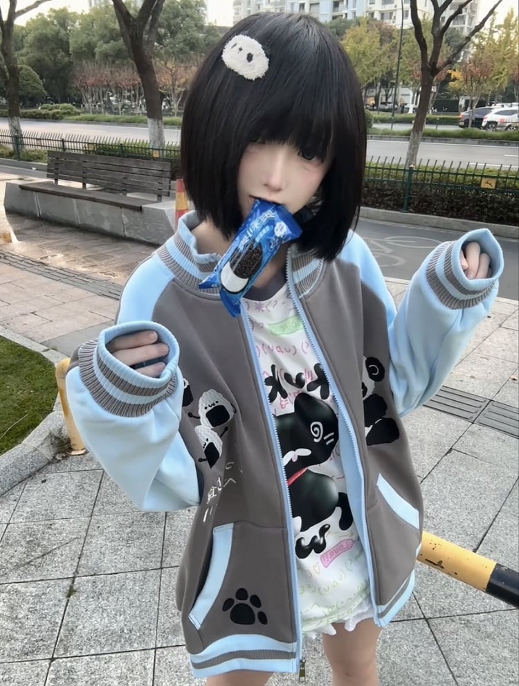 Zip-Up Panda with Alt-Kawaii Fleece and Blue Jacket Gray