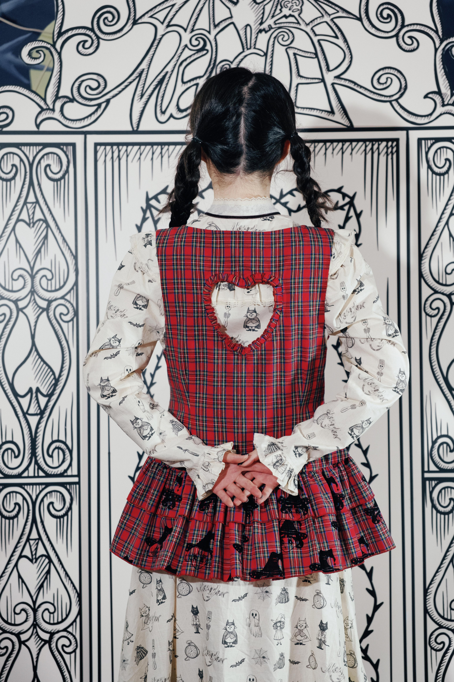 Top Dracula Check Sleeveless